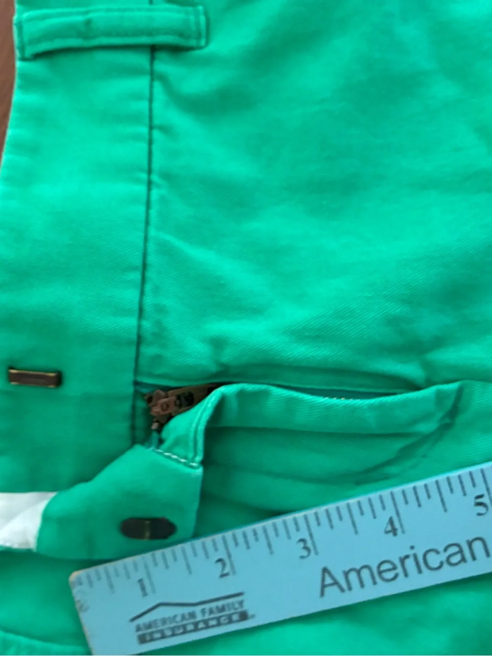 J Crew size 2 Green Women's Cotton Shorts - Classic Summer Style